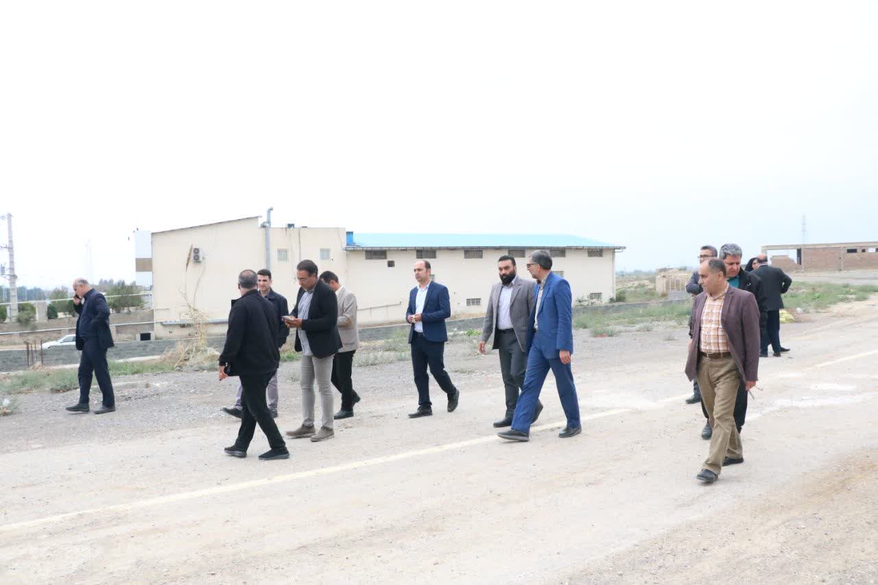 بازدید مشترک کمیسیون خدمات شهری و کمیسیون گردشگری عملیات عمرانی آرامستان جدید - 11
