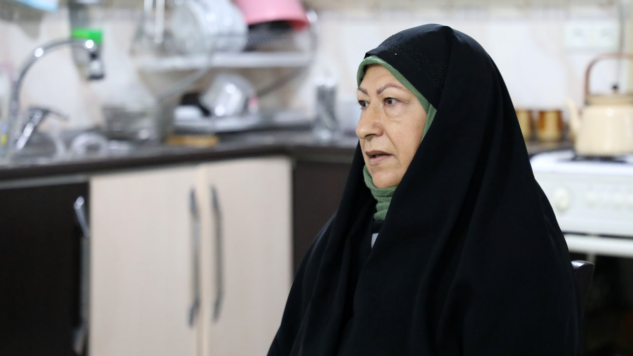 دیدار مسئولان شهری و بنیاد شهید با خانواده شهید عباس حبیبی نامقی - 5