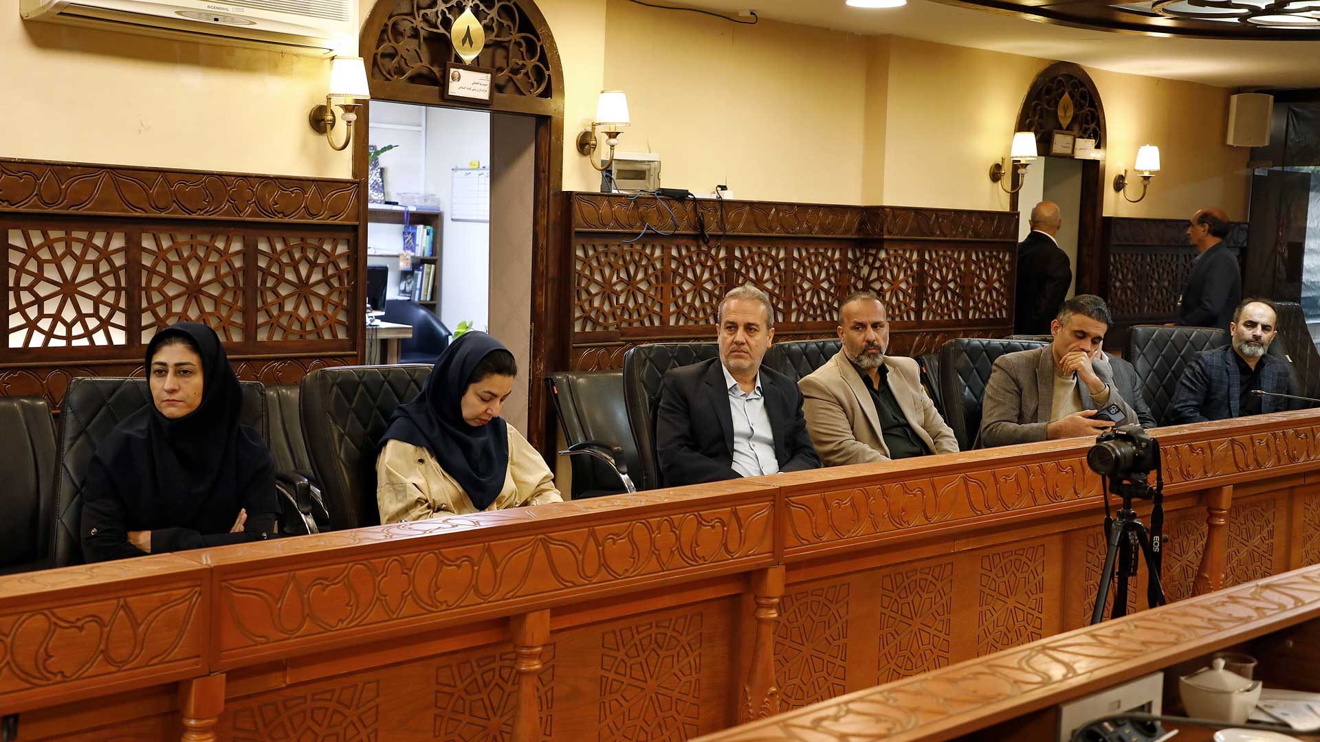 بررسی لایحه متمم بودجه سال 1404 در سیصد و بیست و هفتمین جلسه فوق‌العاده شورای شهر گرگان - 7