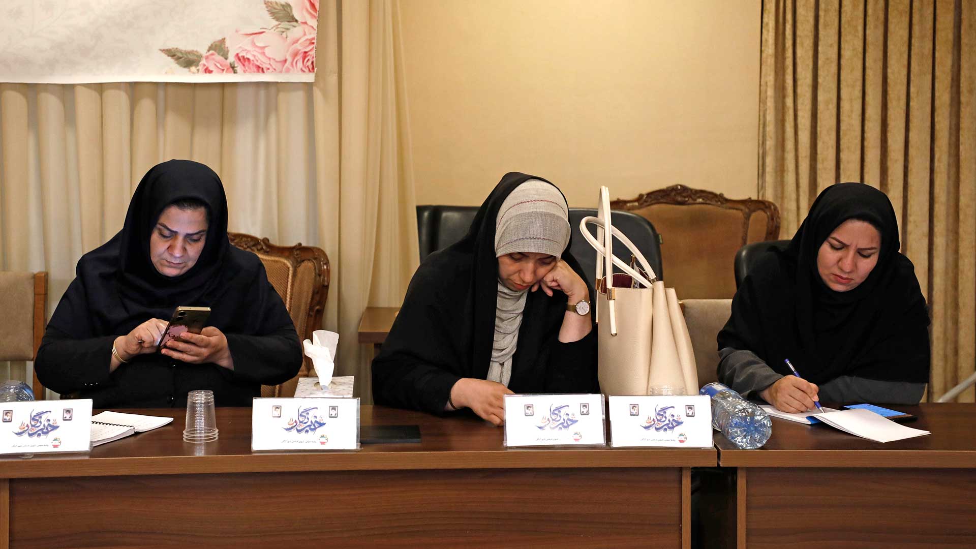 بررسی لوایح عمرانی و مالی در سیصد و بیست و پنجمین جلسه فوق‌العاده شورای شهر گرگان - 8