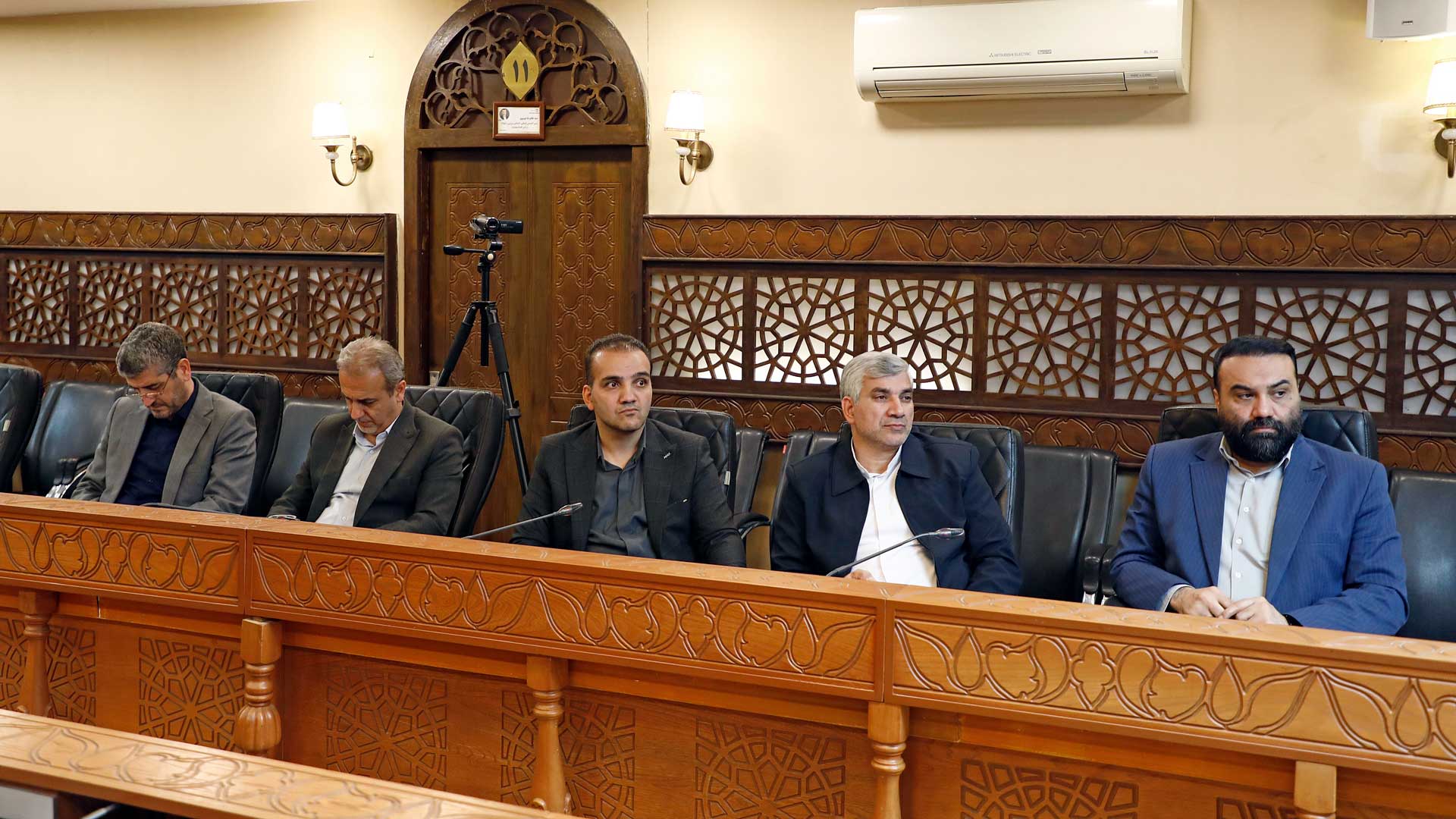 بررسی لوایح عمرانی و مالی در سیصد و بیست و پنجمین جلسه فوق‌العاده شورای شهر گرگان - 3