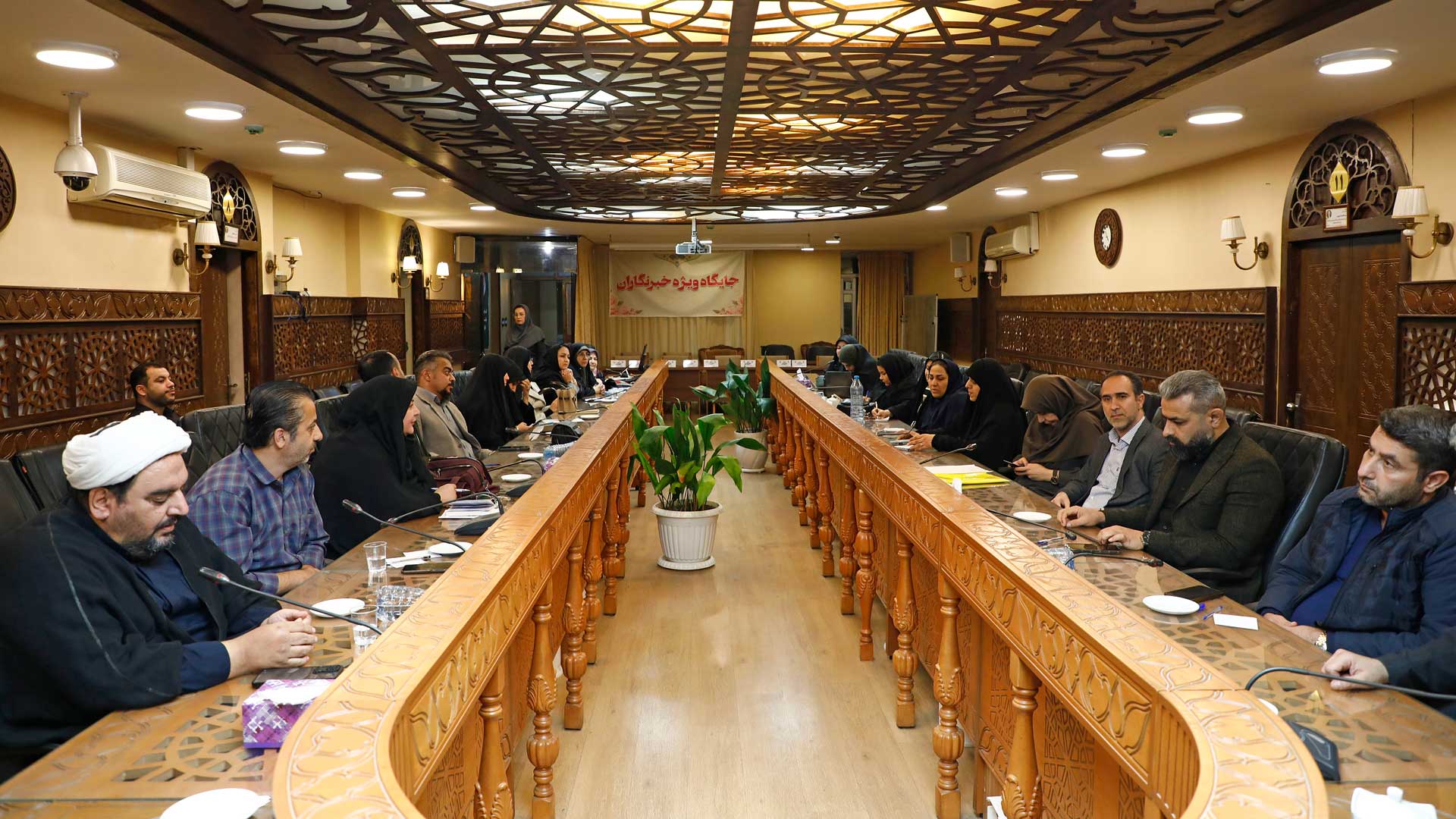 تأکید بر رسیدگی به دغدغه‌های مدیران خانه‌های فرهنگ و پرداخت به‌موقع مطالبات آنان در گرگان - 6