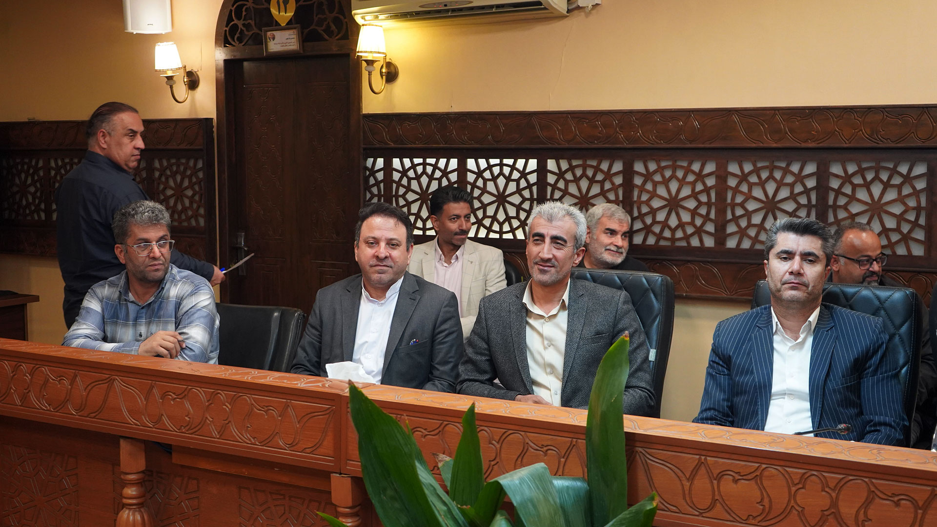 بررسی بحران آب، چالش زیرساختی و تصویب توافق‌نامه حفاری ۱۴۰۴ در جلسه فوق‌العاده شورای شهر گرگان - 8