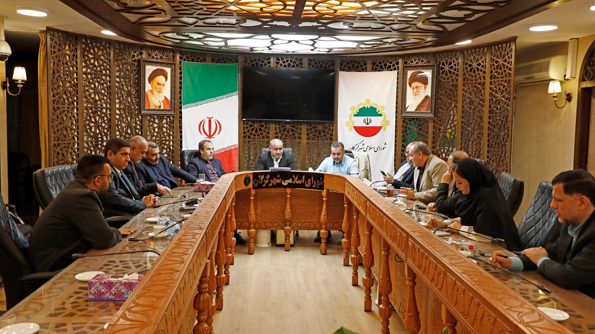 شورای شهر گرگان حضور در جشنواره اقوام را برنامه‌ریزی و قرارداد شهربازی را بررسی کرد - 2