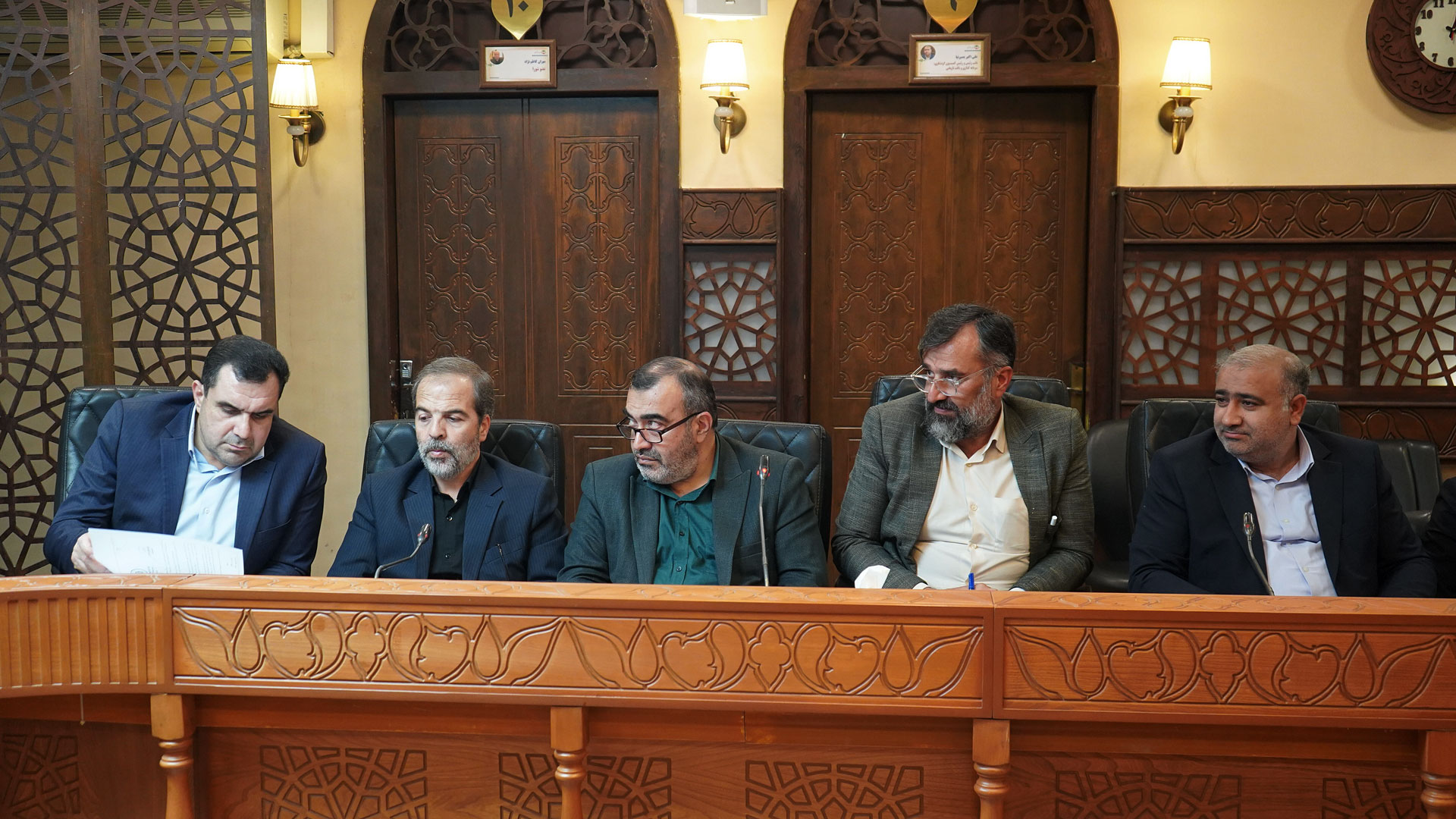 بررسی بحران آب، چالش زیرساختی و تصویب توافق‌نامه حفاری ۱۴۰۴ در جلسه فوق‌العاده شورای شهر گرگان - 4