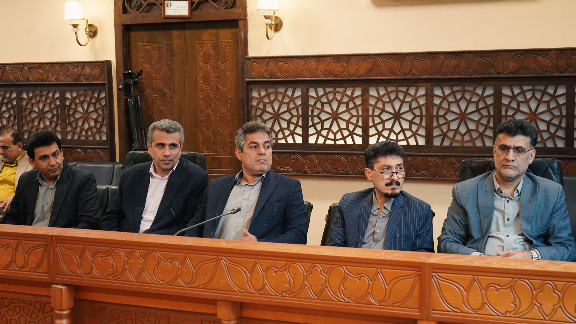 بررسی بحران آب، چالش زیرساختی و تصویب توافق‌نامه حفاری ۱۴۰۴ در جلسه فوق‌العاده شورای شهر گرگان - 7