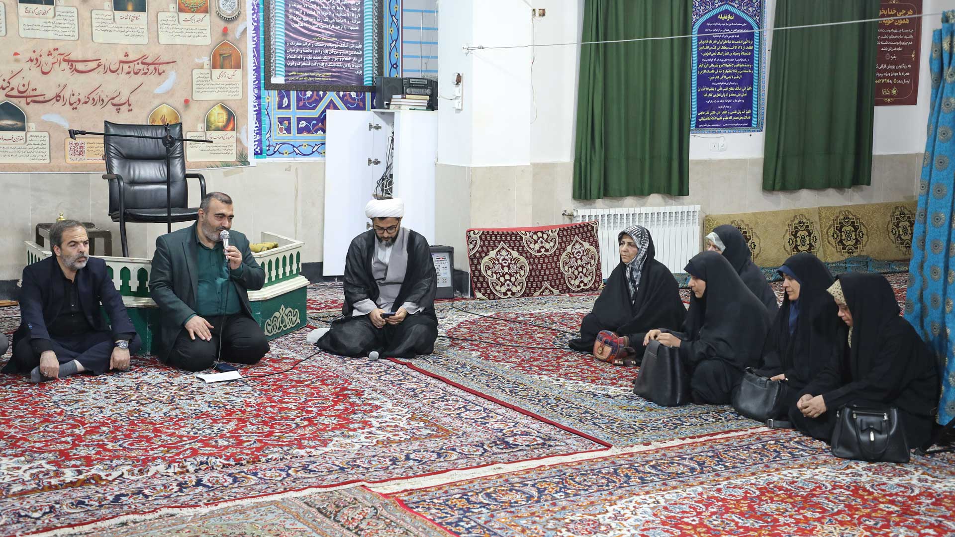 نشست فعالان مهدوی محله شهرک زیتون در نود و چهارمین جلسه کمیته مهدویت شورای اسلامی شهر گرگان - 8