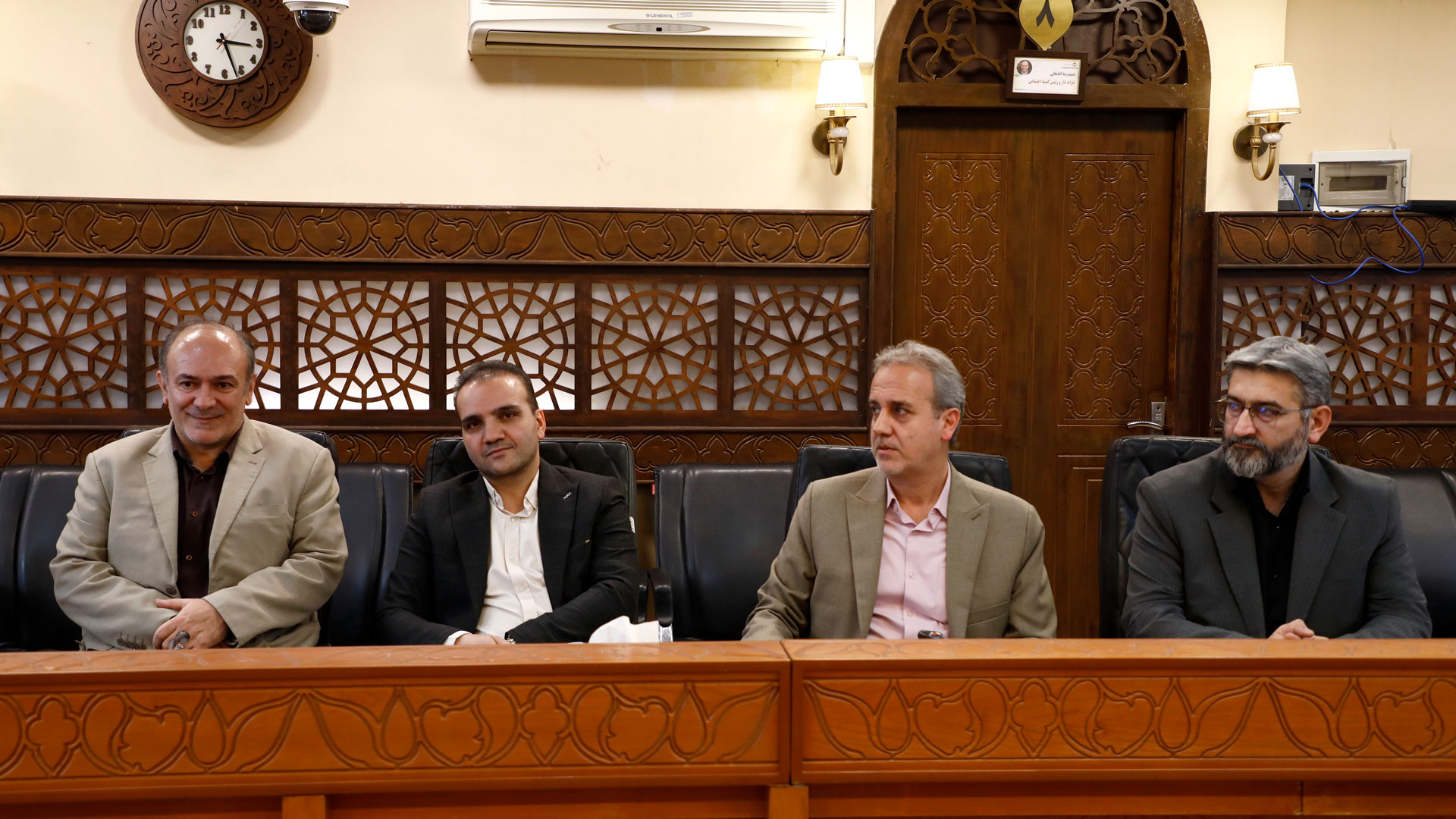 نامه‌های شورا با نظر مساعد به شهرداری ارسال شد - 7