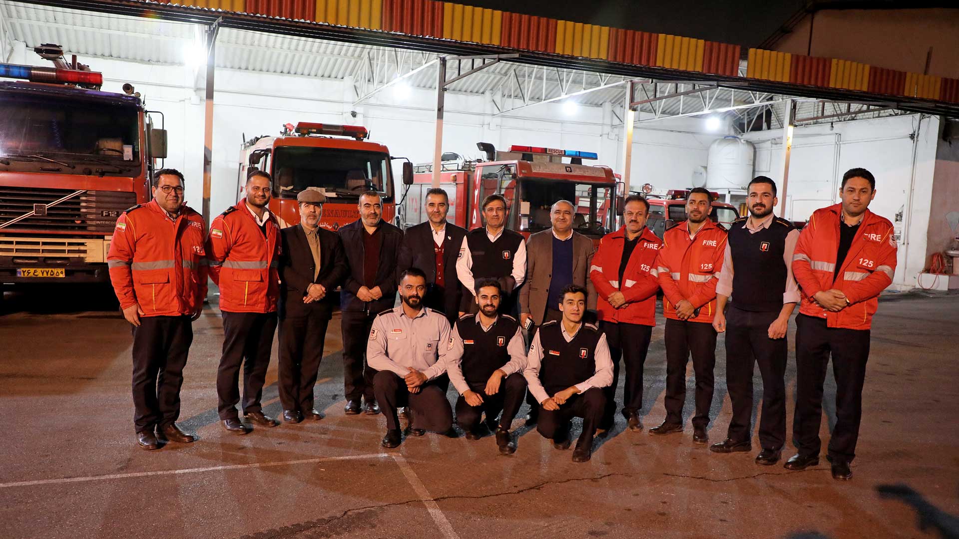 تجلیل شب یلدایی شورای شهر گرگان از آتش&zwnj;نشانان حاضر در خط ایمنی - 4