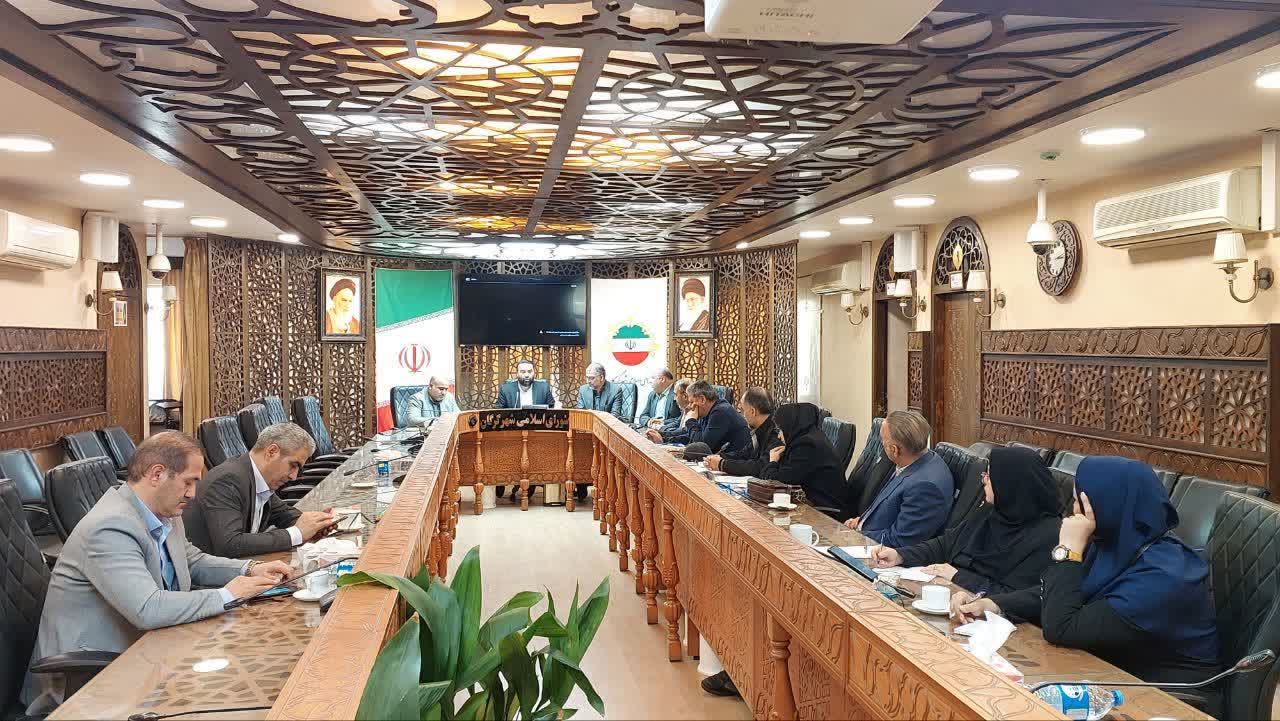 بررسی تعریض معبر زیرگذر دخانیات و قرارداد شهربازی ناهارخوران در کمیسیون حقوقی شورای شهر گرگان - 5