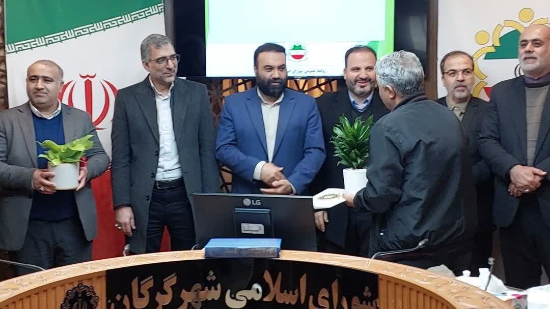 تجلیل از خادمان حمل&zwnj;ونقل عمومی در صدودوازدهمین جلسه کمیسیون نظارت شورای شهر گرگان - 6