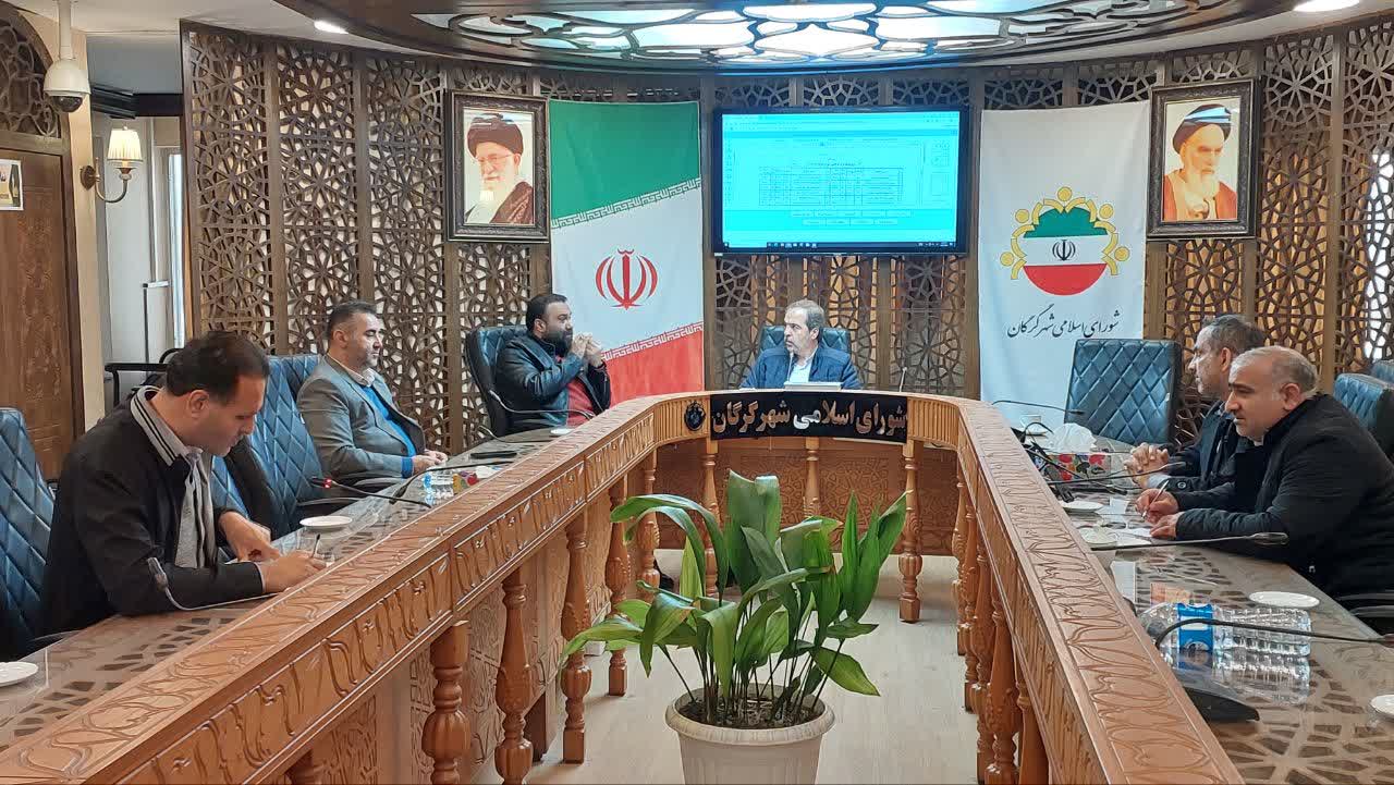 بررسی کرایه&zwnj;های حمل&zwnj;ونقل عمومی و ساماندهی فعالیت تاکسی&zwnj;ها در کمیسیون اداری&zwnj;مالی شورای شهر - 2