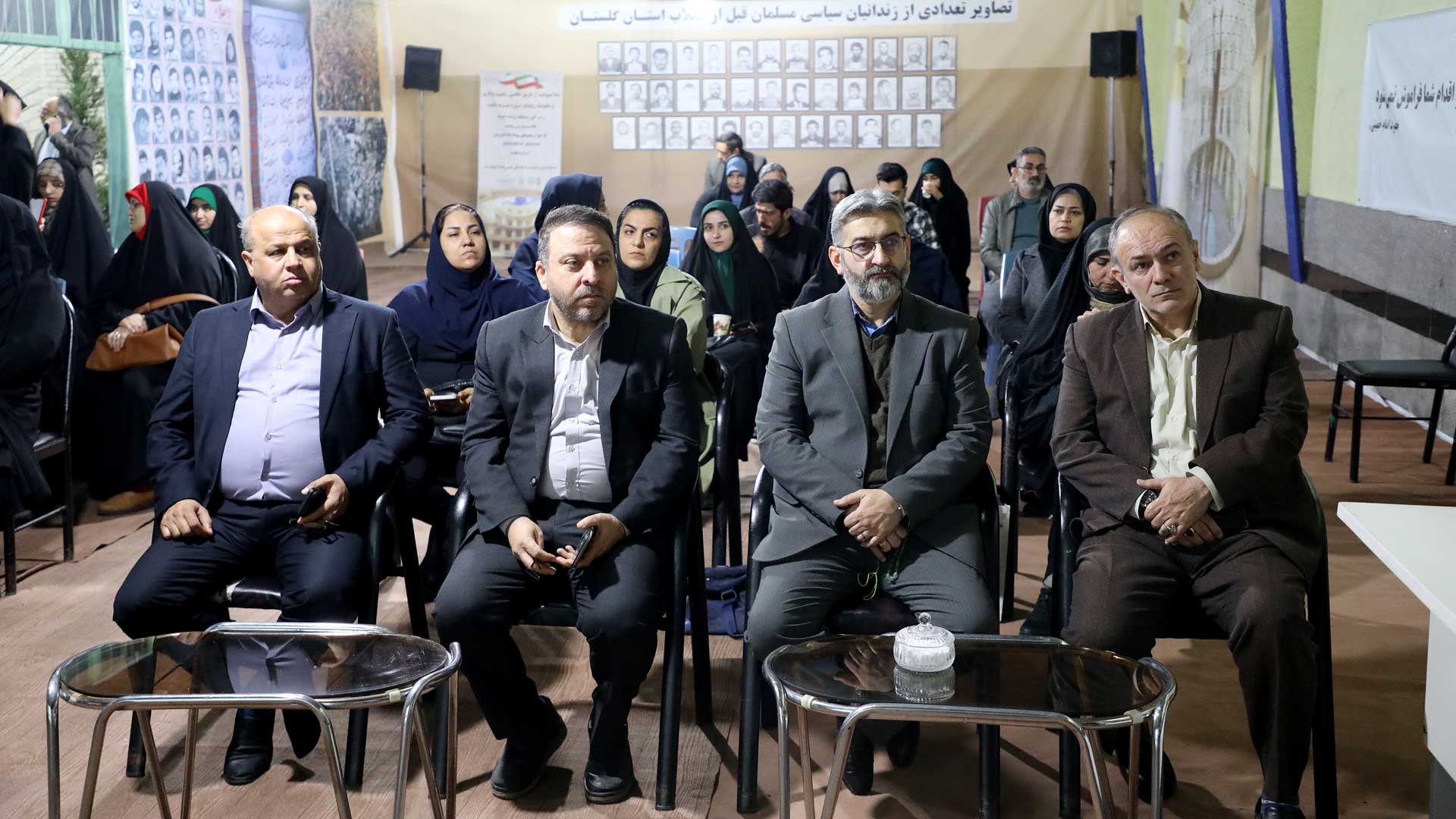 بازدید اعضای شورای اسلامی شهر گرگان از نمایشگاه &laquo;موزه عبرت&raquo; - 7