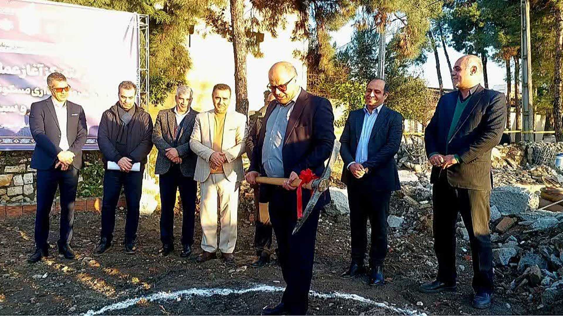 کلنگ&zwnj;زنی پروژه&zwnj;های سرمایه&zwnj;گذاری گرگان در جلسه میدانی کمیسیون گردشگری و سرمایه&zwnj;گذاری - 7