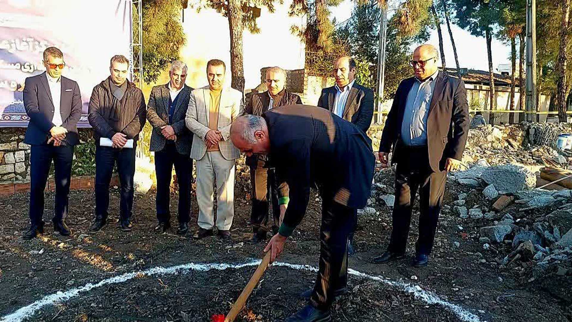 کلنگ&zwnj;زنی پروژه&zwnj;های سرمایه&zwnj;گذاری گرگان در جلسه میدانی کمیسیون گردشگری و سرمایه&zwnj;گذاری - 6