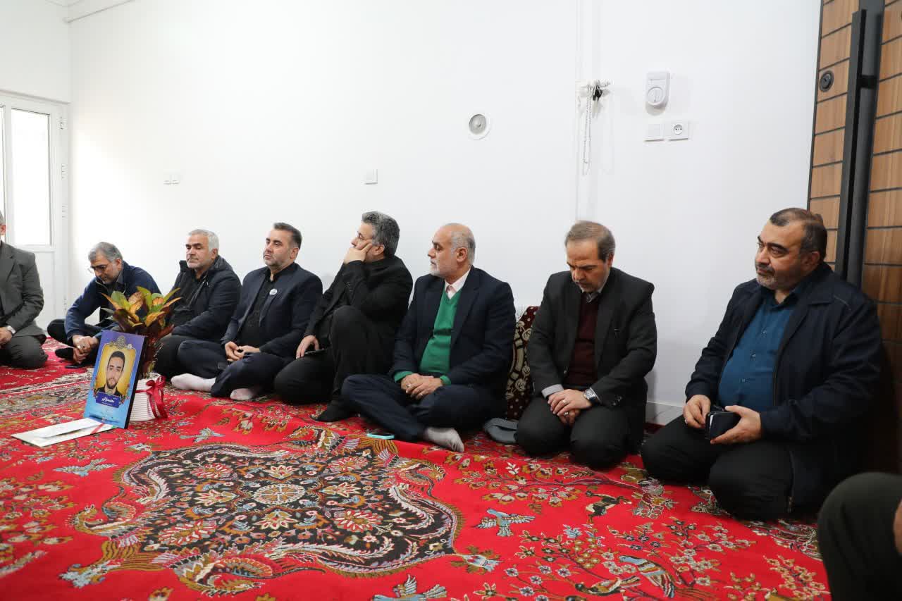 تجلیل از مقام شهید &laquo;محمد بازگیر&raquo; در دویستمین جلسه کمیسیون فرهنگی شورا - 2