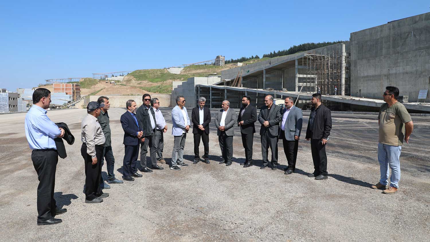 بررسی میدانی وضعیت دهکده هزارپیچ و آبشار مصنوعی - 3