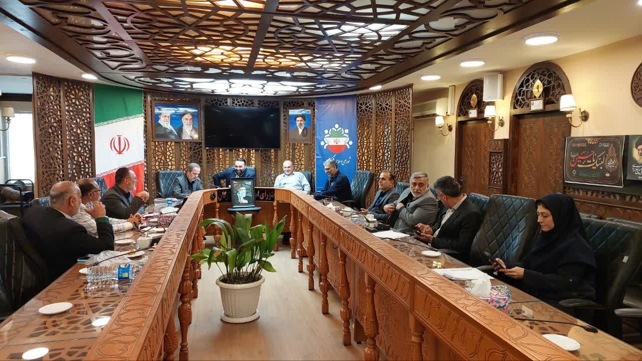 بررسی گردش&zwnj;کار تالار شهر، عملکرد کمیسیون ماده صد و ساماندهی دستفروشان در کمیسیون حقوقی شورای شهر گرگان - 4