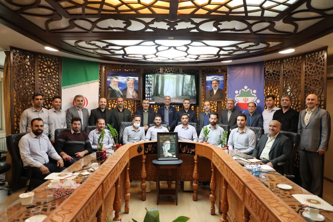 تجلیل از تلاشگران ناوگان اتوبوسرانی گرگان و تأکید بر تکریم خانواده&zwnj;های پرسنل - 7