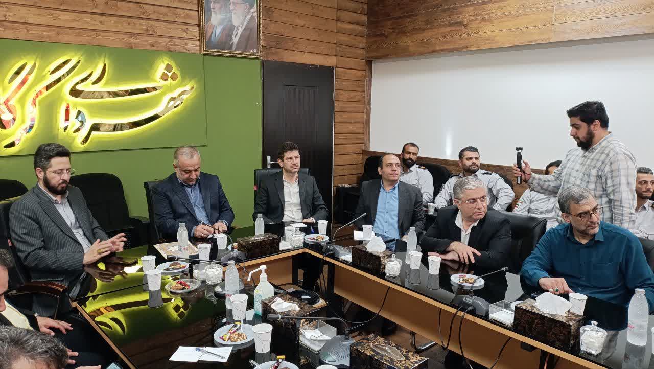 تجلیل از آتش&zwnj;نشانان قهرمان حادثه حریق دوشنبه&zwnj;شب شهرداری گرگان - 10