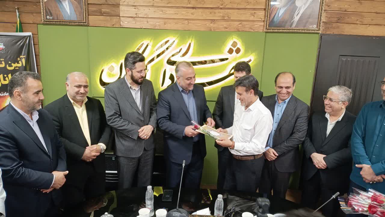 تجلیل از آتش&zwnj;نشانان قهرمان حادثه حریق دوشنبه&zwnj;شب شهرداری گرگان - 4
