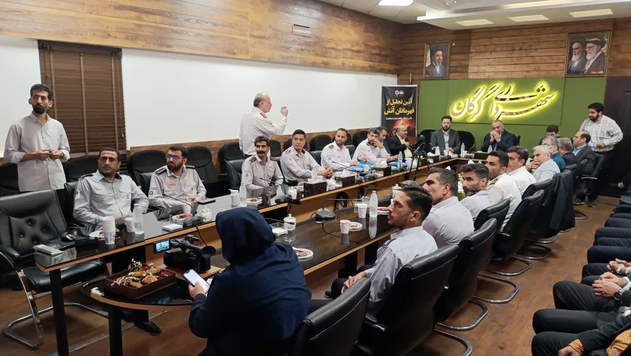 تجلیل از آتش&zwnj;نشانان قهرمان حادثه حریق دوشنبه&zwnj;شب شهرداری گرگان - 14