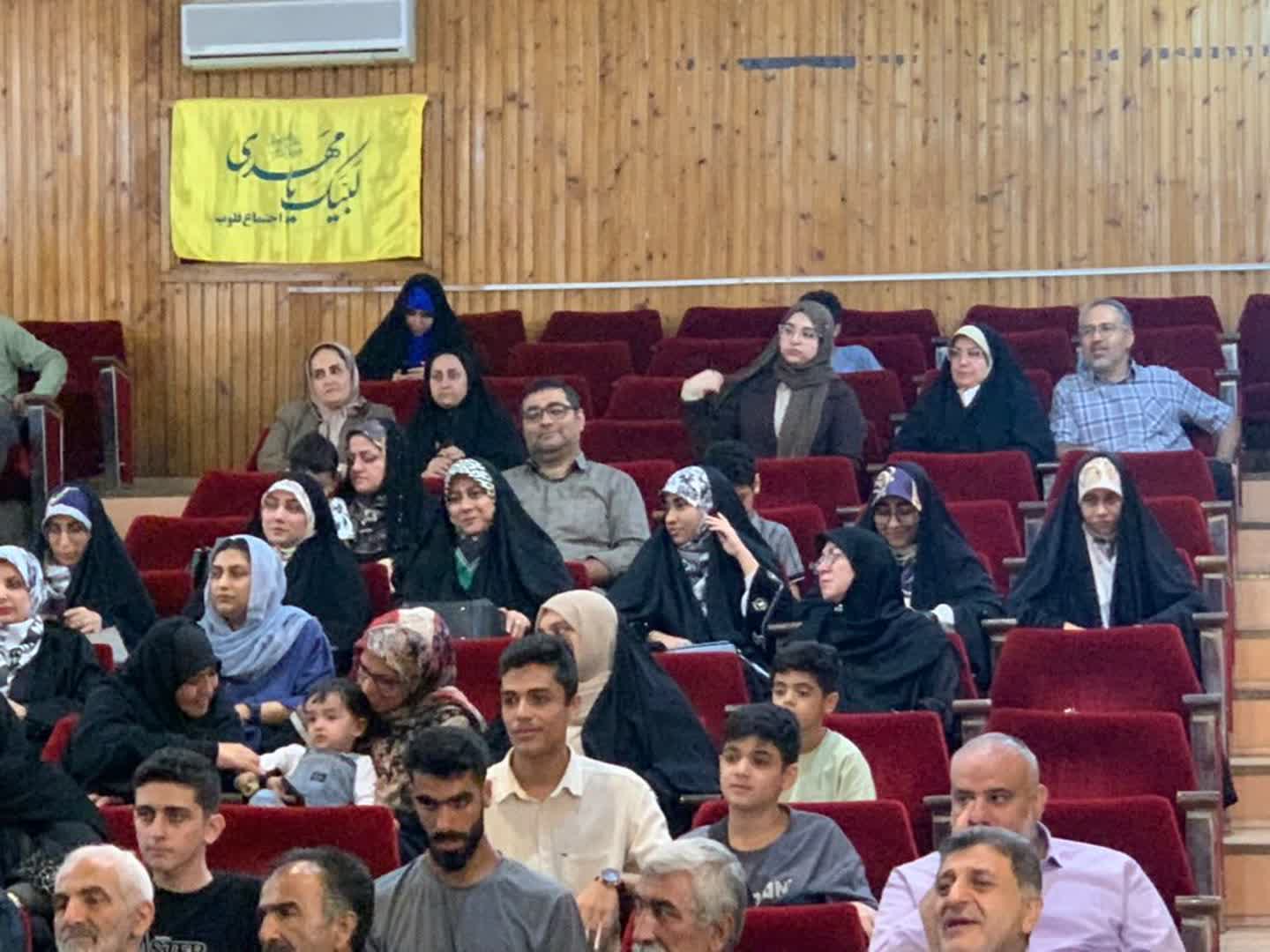 حضور رئیس و اعضای شورای اسلامی شهر گرگان در مراسم تجلیل از برگزارکنندگان جشن بیعت - 3