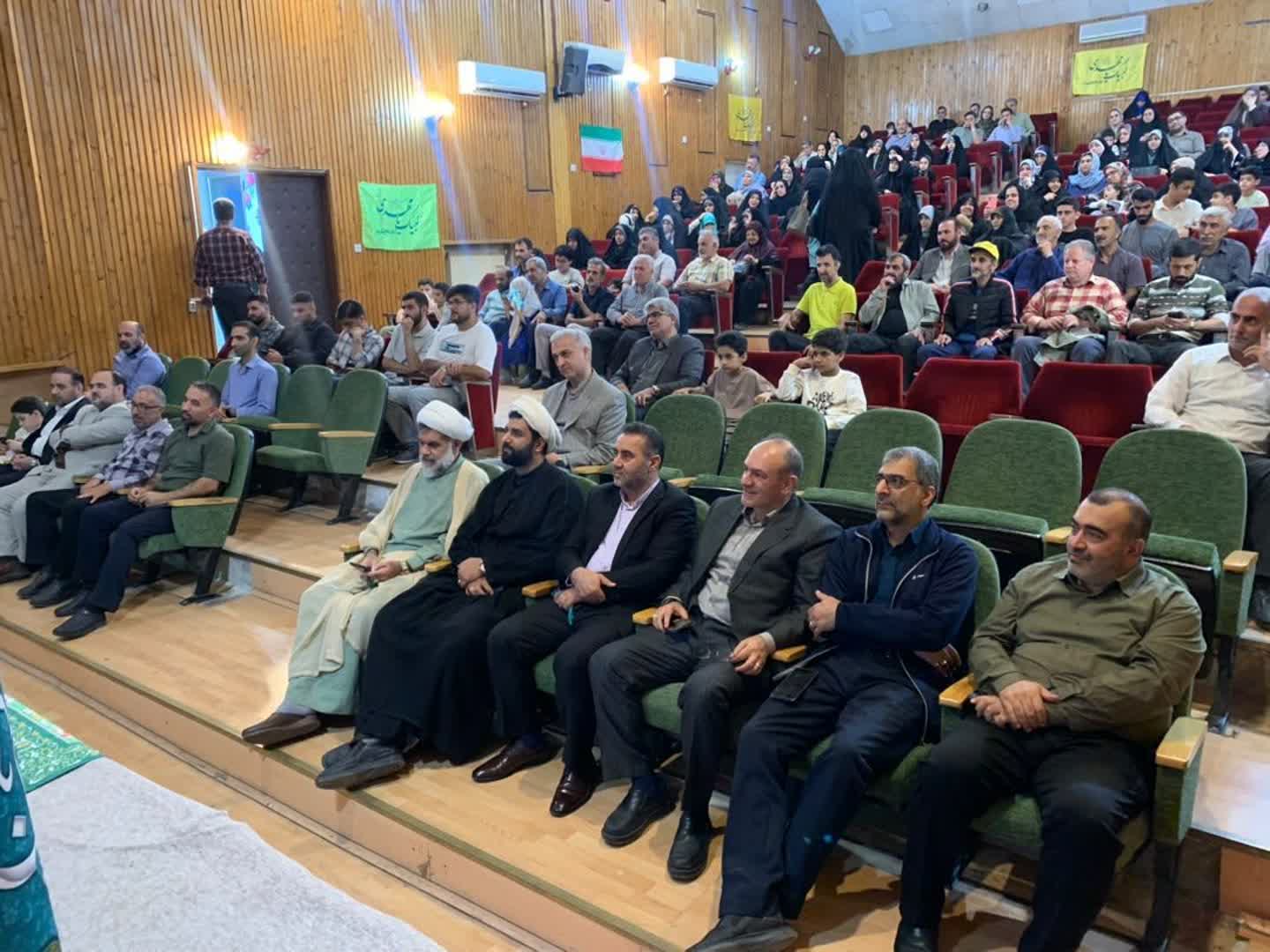 حضور رئیس و اعضای شورای اسلامی شهر گرگان در مراسم تجلیل از برگزارکنندگان جشن بیعت - 5