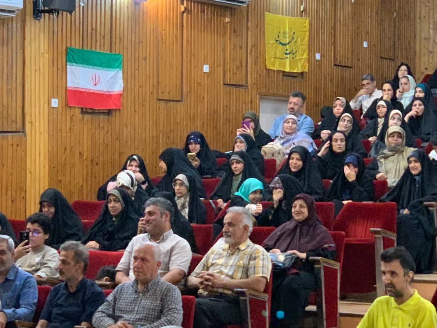 حضور رئیس و اعضای شورای اسلامی شهر گرگان در مراسم تجلیل از برگزارکنندگان جشن بیعت - 4