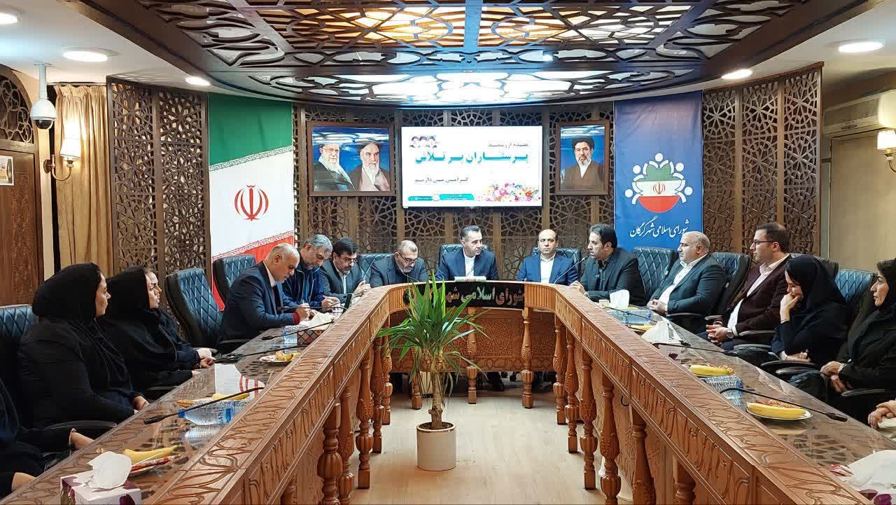 تجلیل رئیس شورا، شهردار و اعضای شورای شهر گرگان از پرستاران - 2