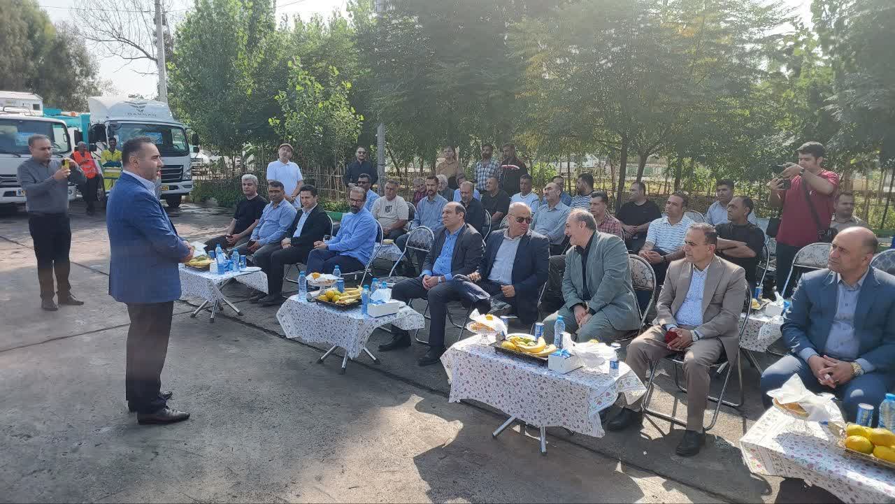 بازدید صفرعلی پایین&zwnj;محلی رئیس و اعضای شورای اسلامی شهر گرگان از کارگاه خدمات شهری - 7