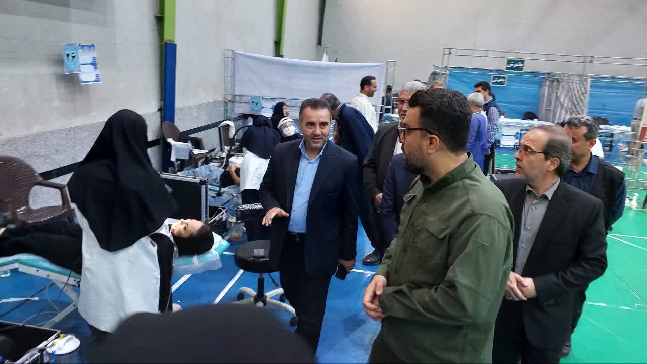 بازدید رئیس و اعضای شورای شهر گرگان و نماینده مردم از گروه جهادی درمانی مشکات - 12